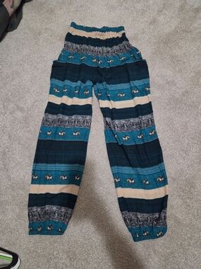 The Elephant Pants - "Standard Size" Fits More Like An XS/Small (Read Below)